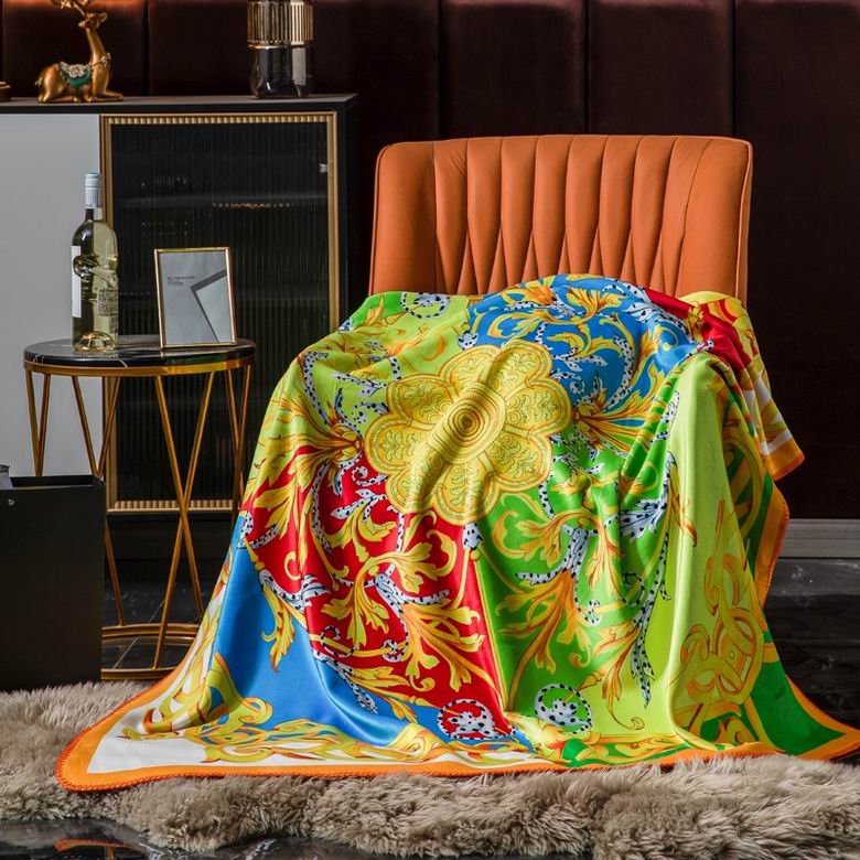 Versace 1.5x1.5m 1.5x2.0m 2.0x2.3m 02